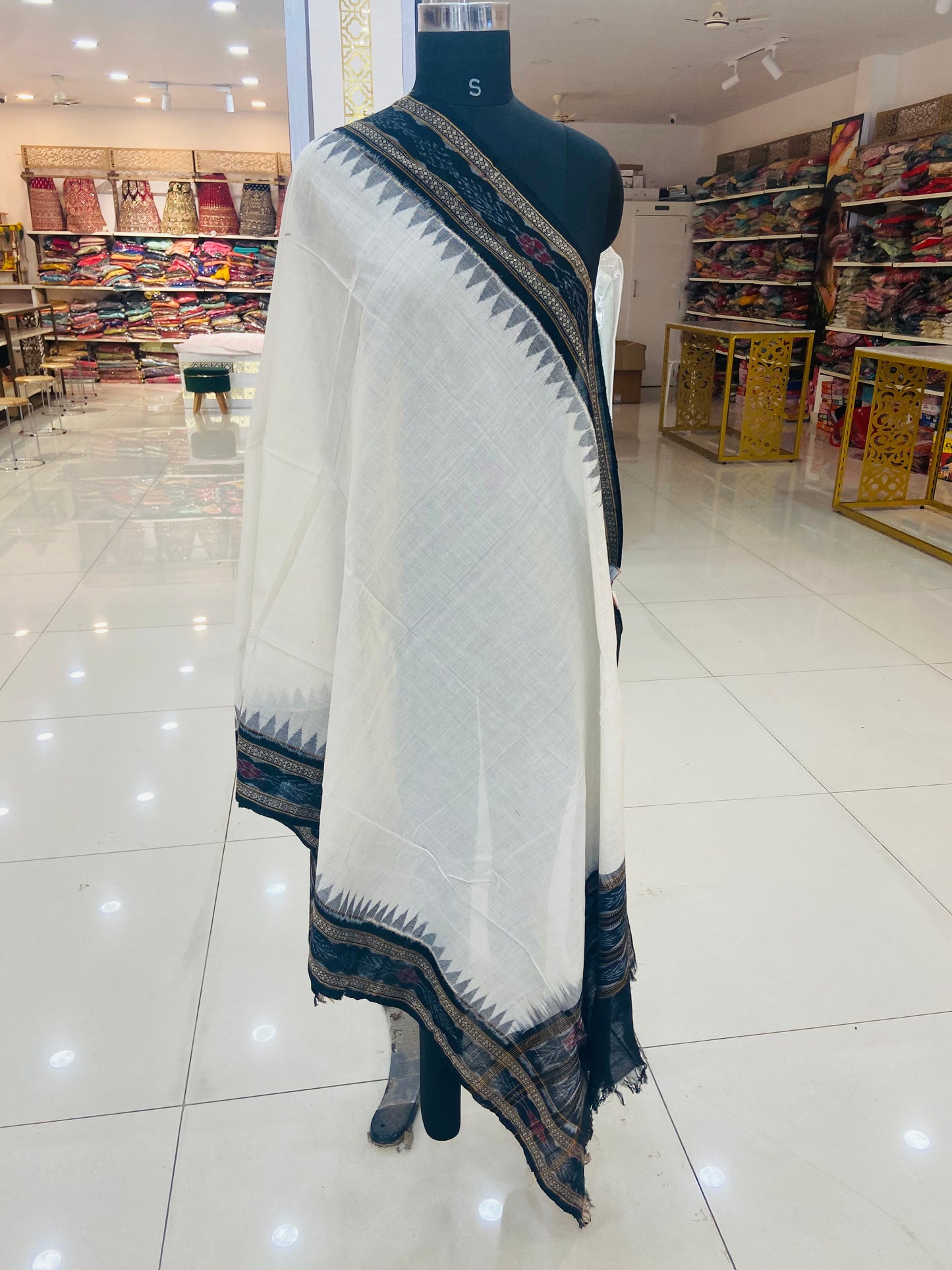 Black and White Sambalpuri Dupatta - Tilottama