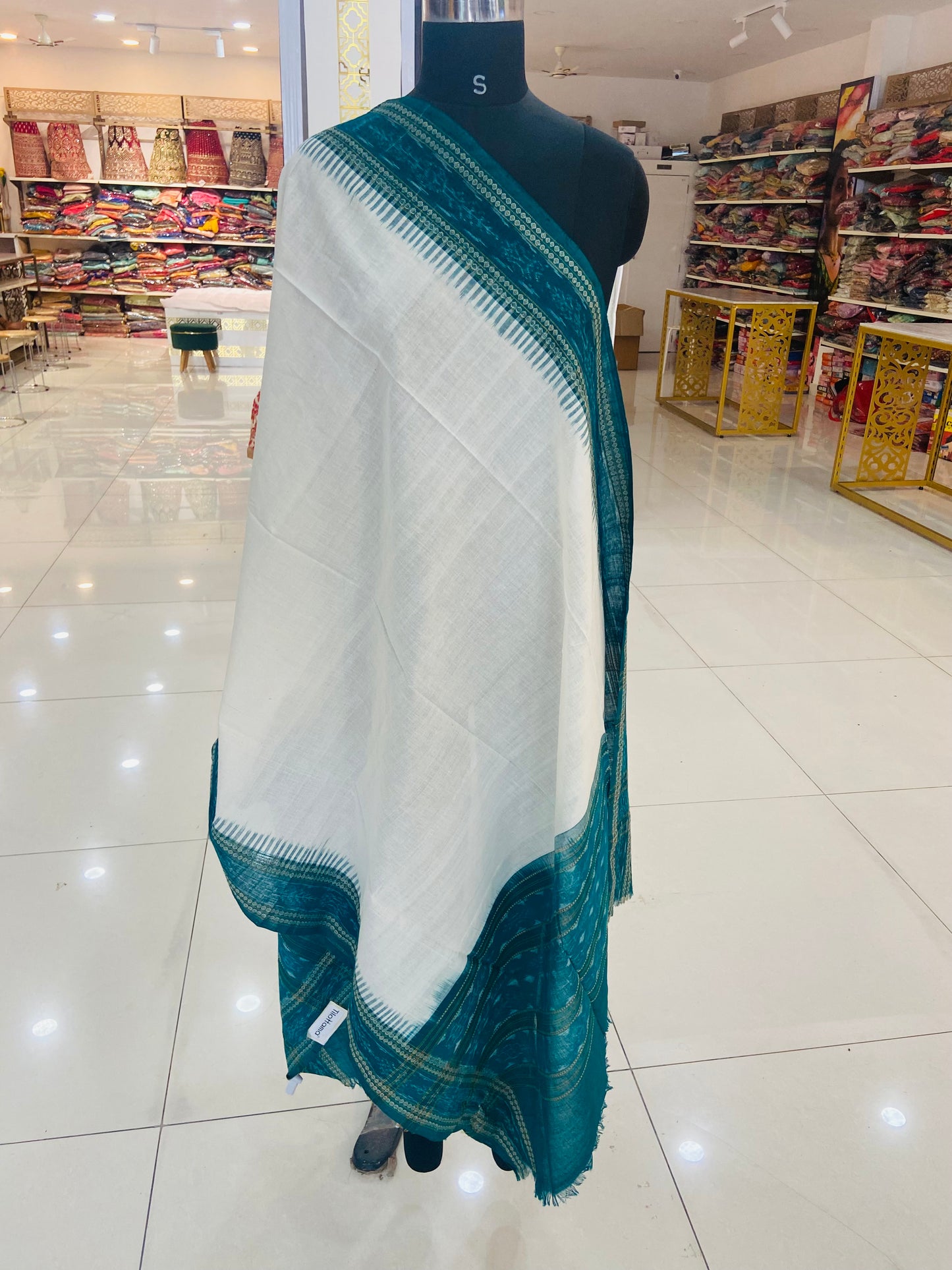 White Green Sambalpuri Handloom Dupatta - Tilottama