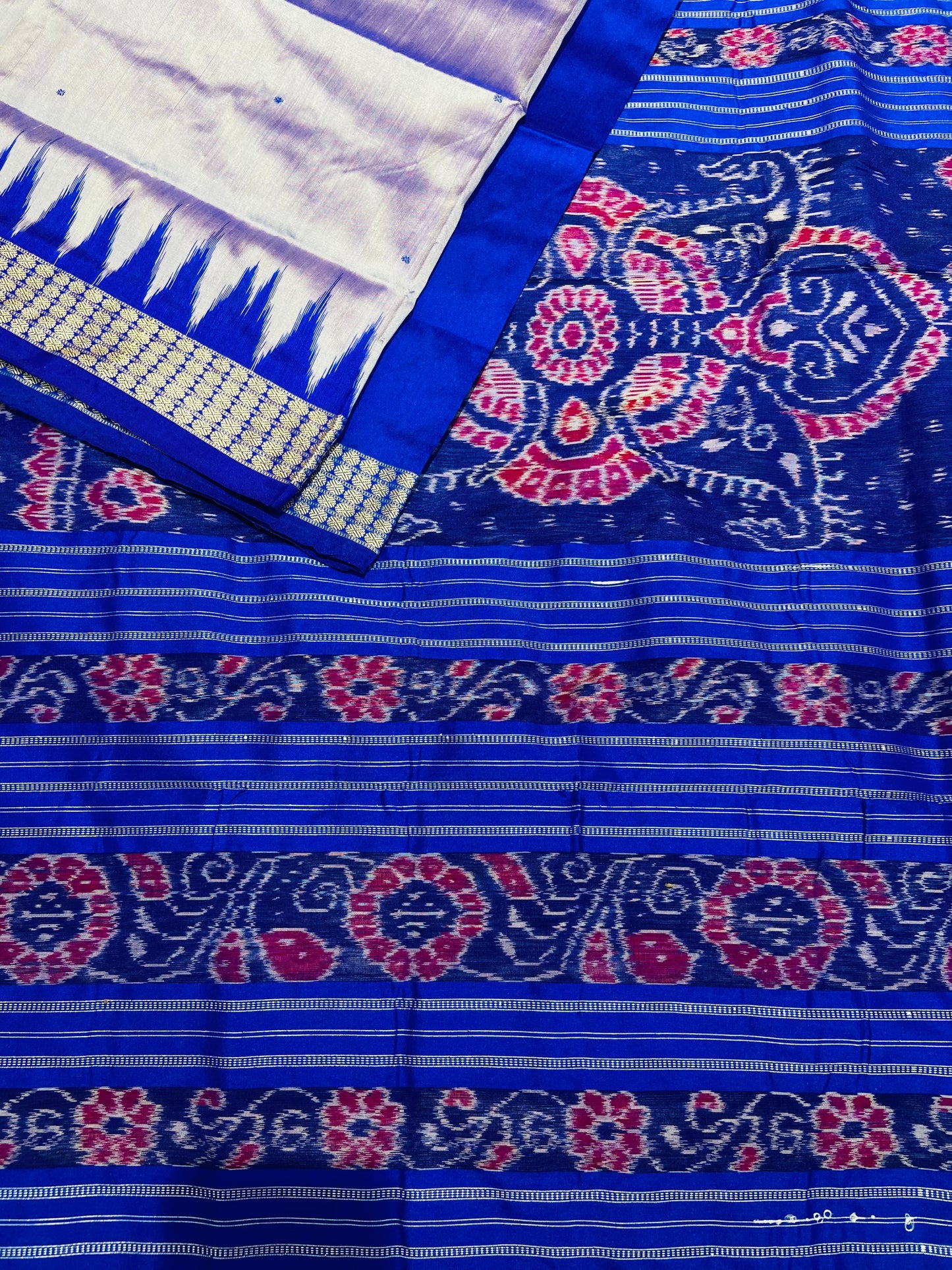 Light Blue Kumbha Silk Sambalpuri Saree - Tilottama