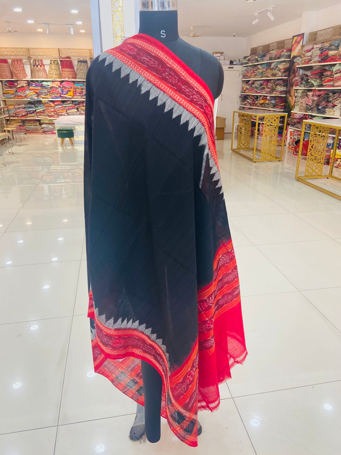 Black Red Sambalpuri Handloom Dupatta - Tilottama