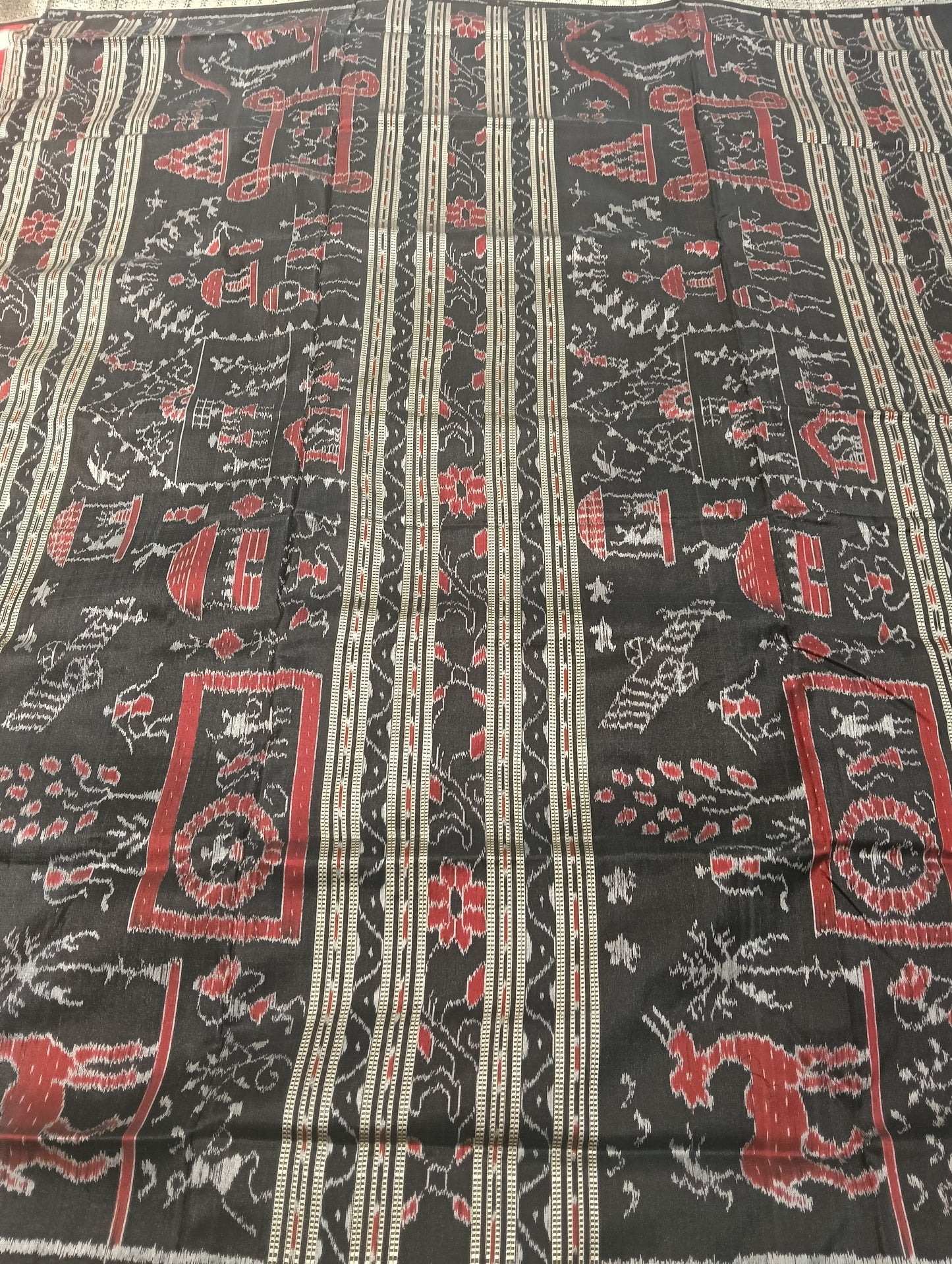 Black red white bichitrapuri sambalpuri patta saree - Tilottama