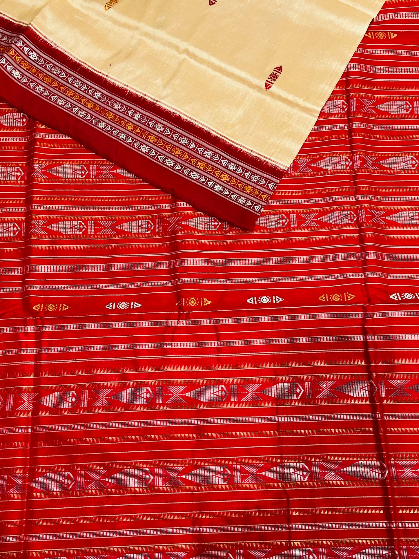 Cream and Red Habaspuri Silk Patta Saree - Tilottama
