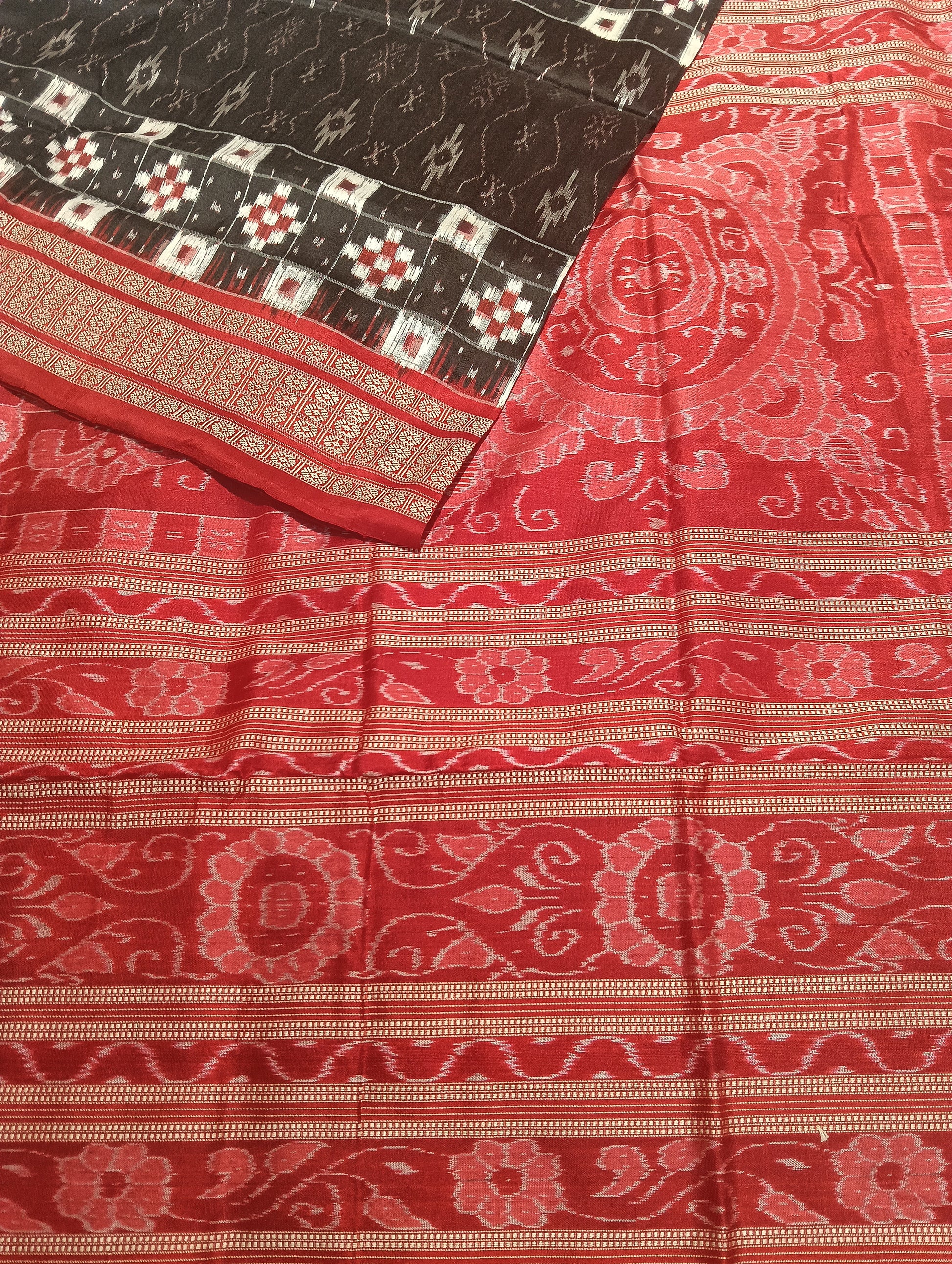 Black red white sapta sambalpuri silk patta saree - Tilottama