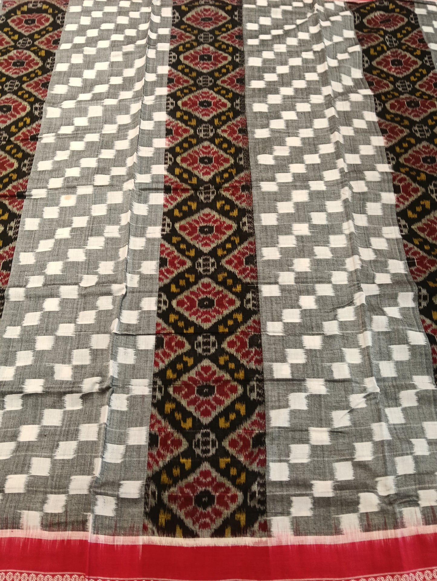 White Red cotton sambalpuri saree (3784) - Tilottama