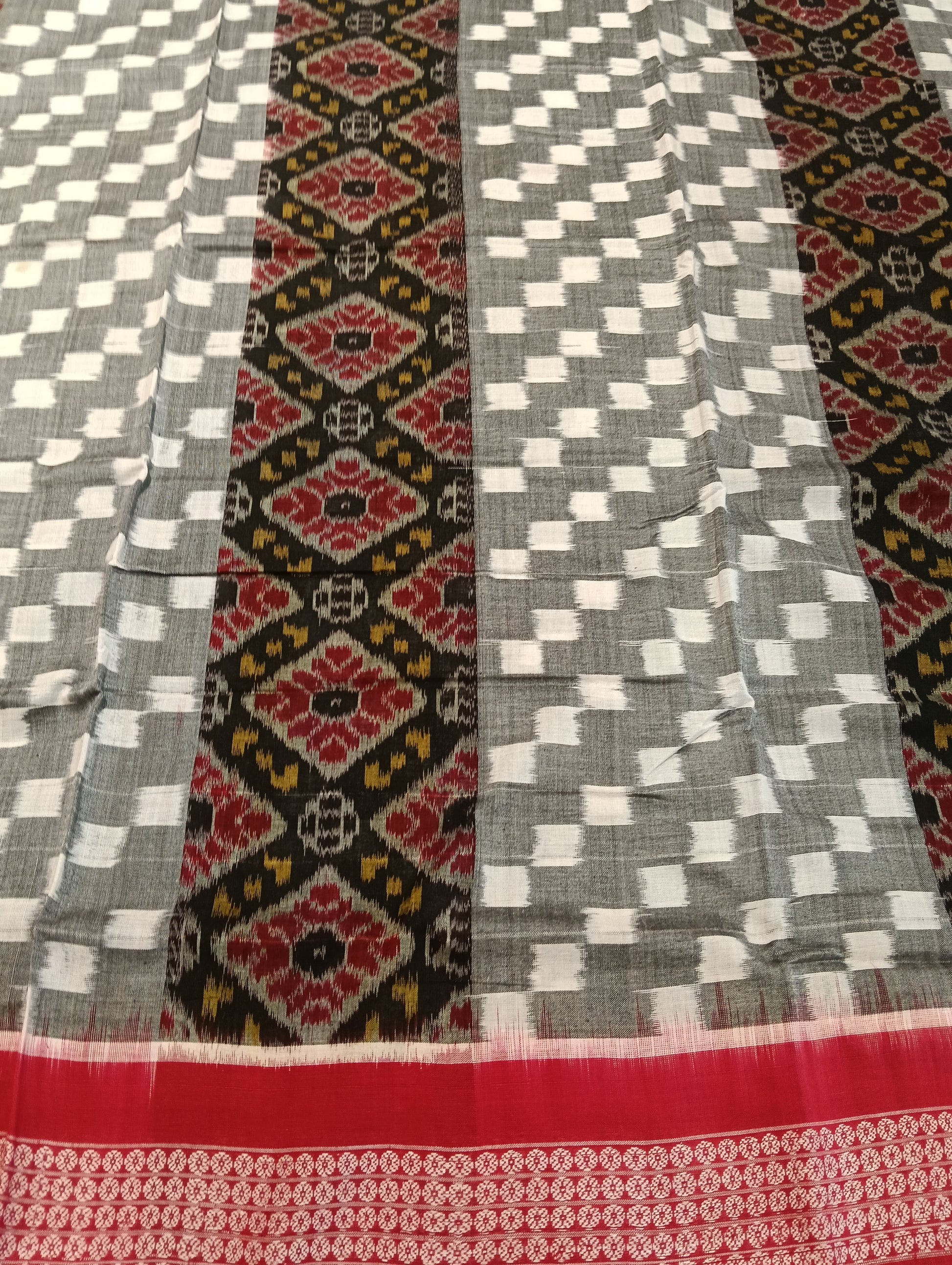 White Red cotton sambalpuri saree (3784) - Tilottama